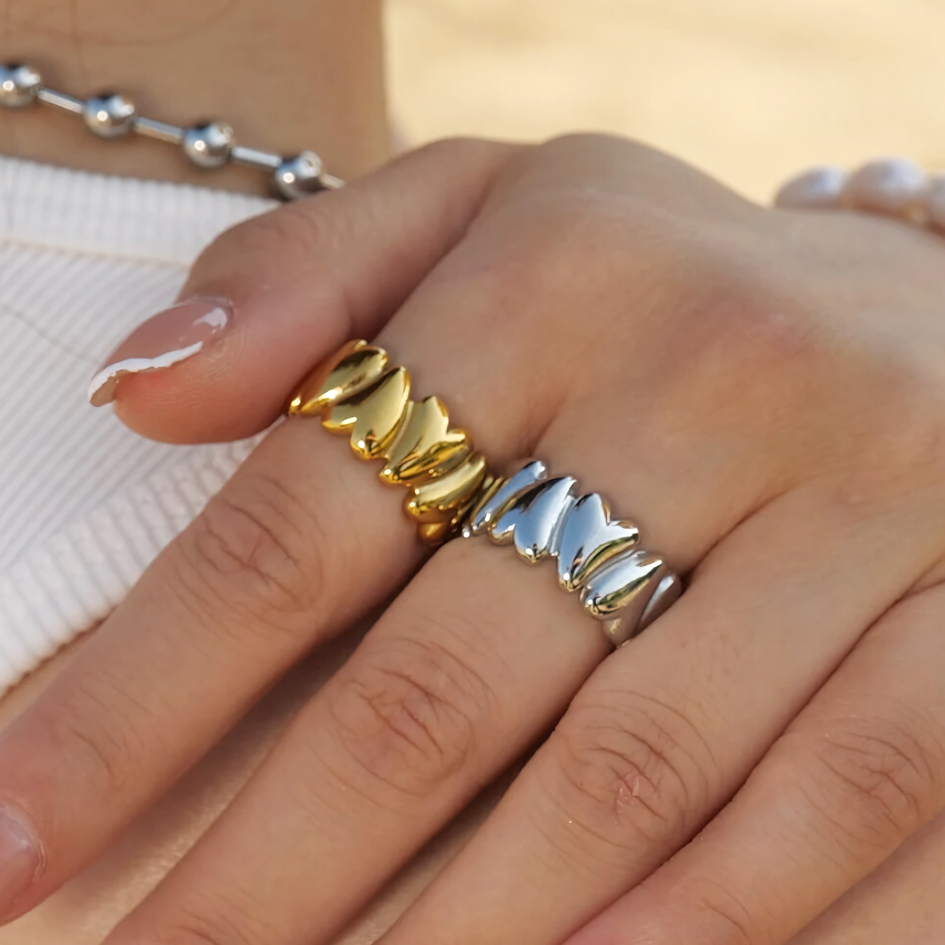 Elena - Anillo de Oro Corazón Tembloroso