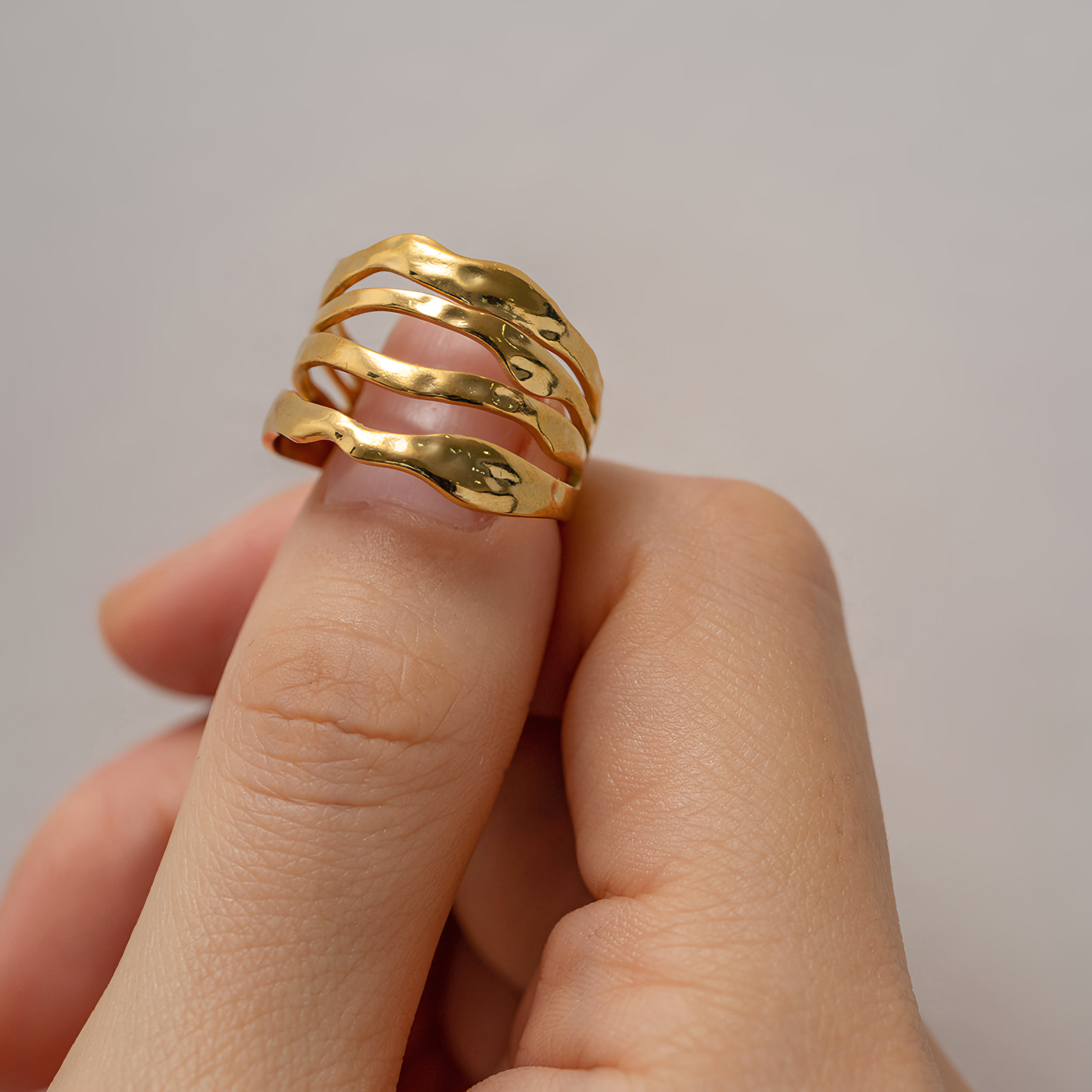 Cass - Anillo de capas de oro