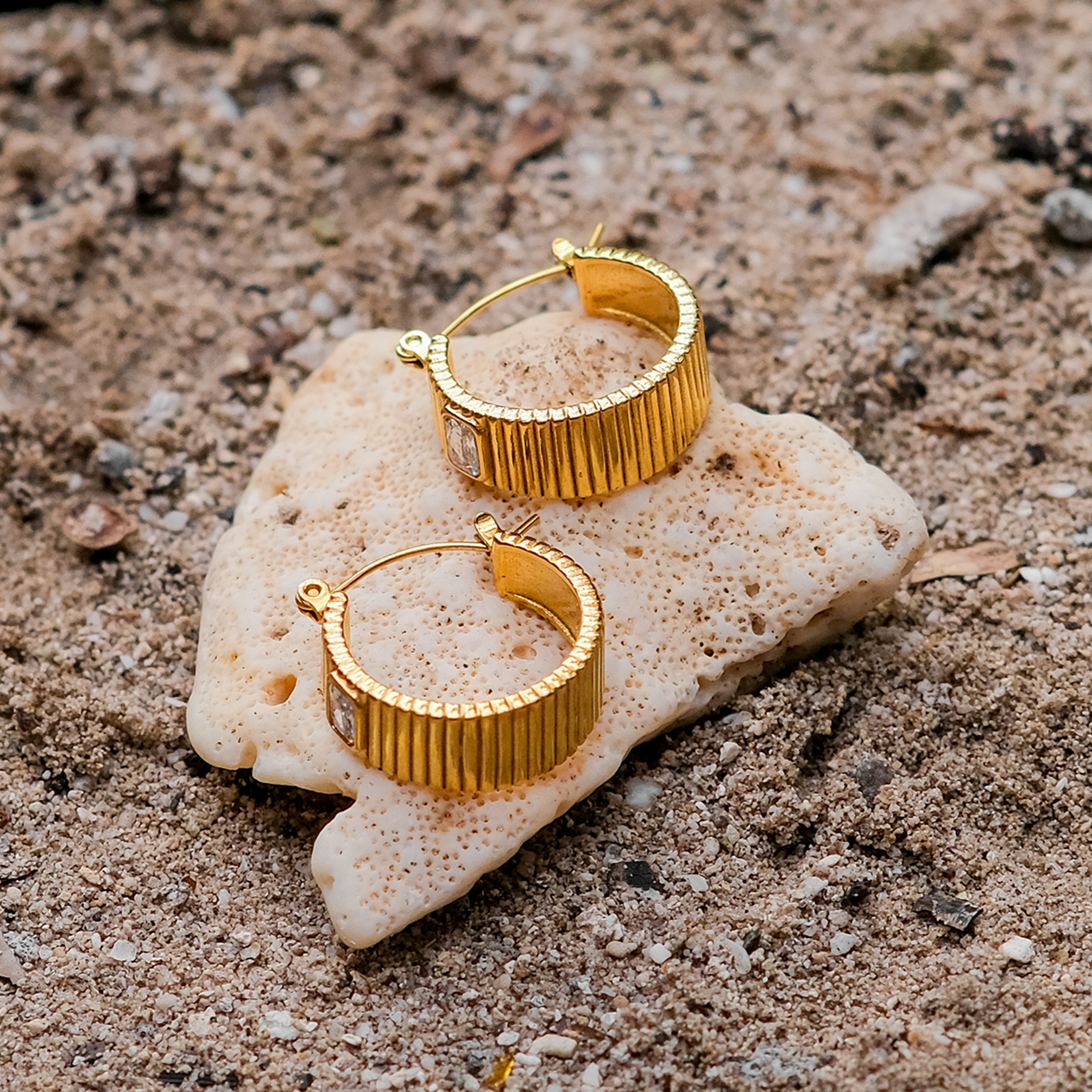 Carole - Pendientes aros dorados