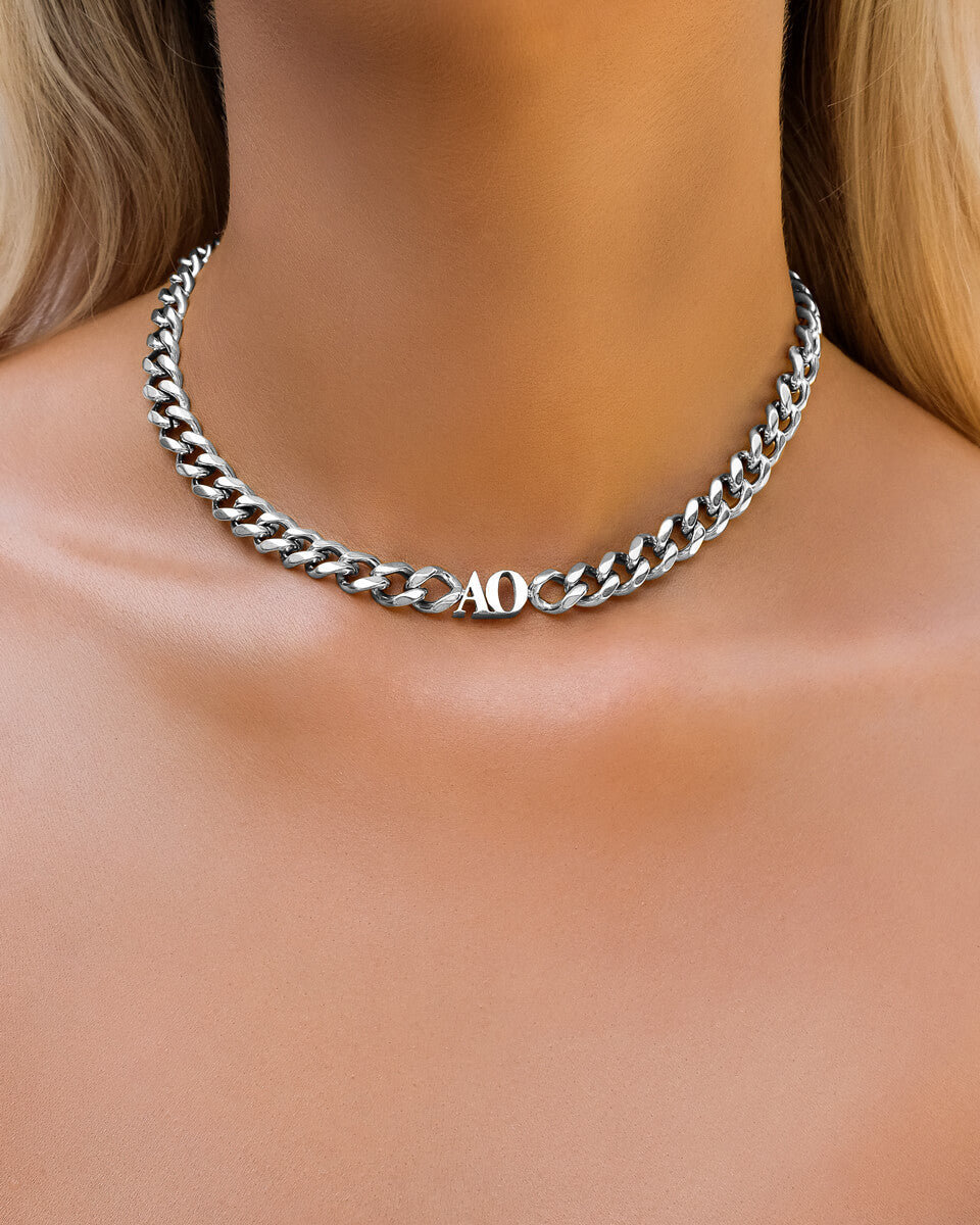 Collar de cadena con inicial (plata)