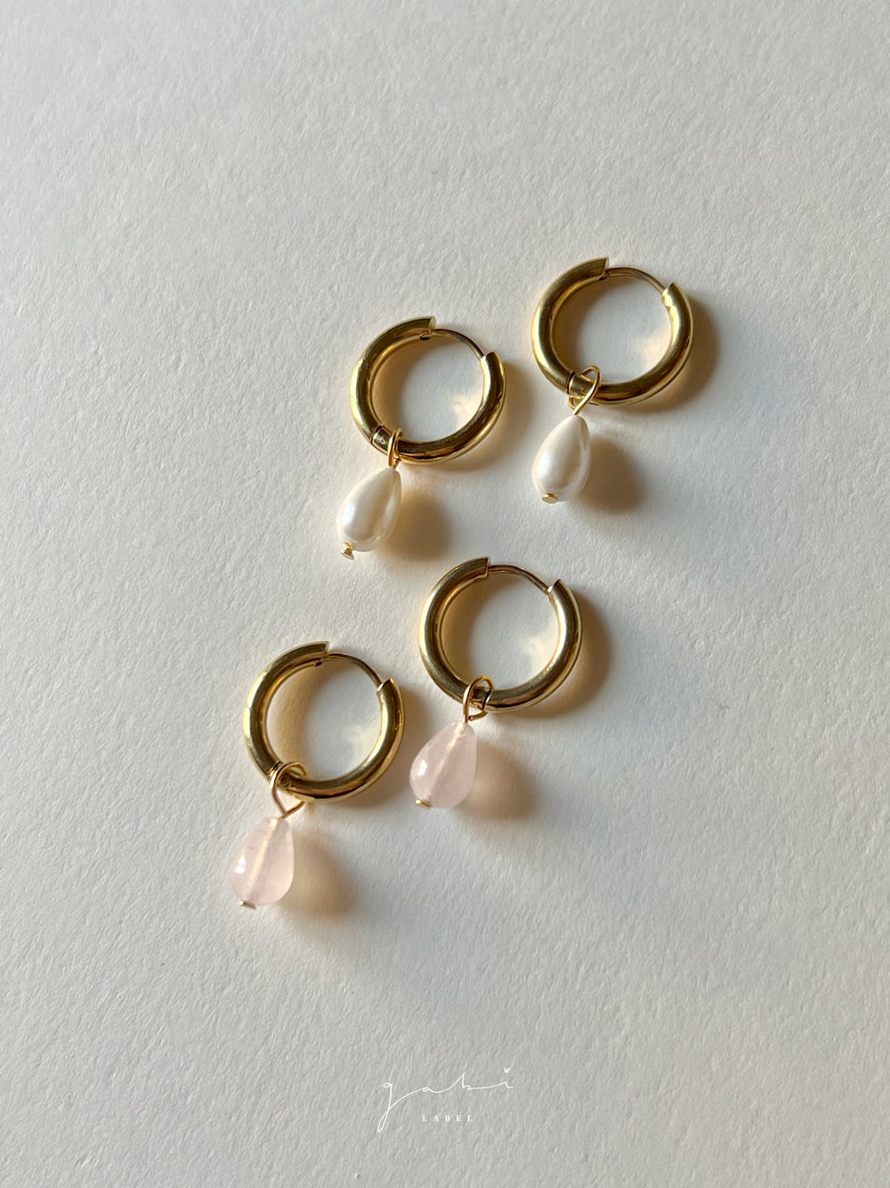 Pendientes de aro con forma de lágrima de cuarzo rosa