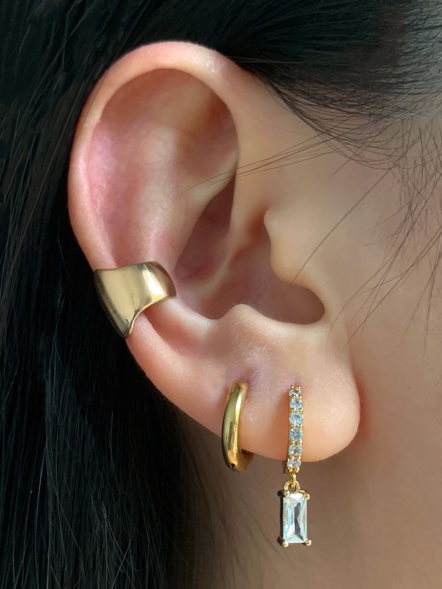 Quinn - Ear cuff grueso de oro